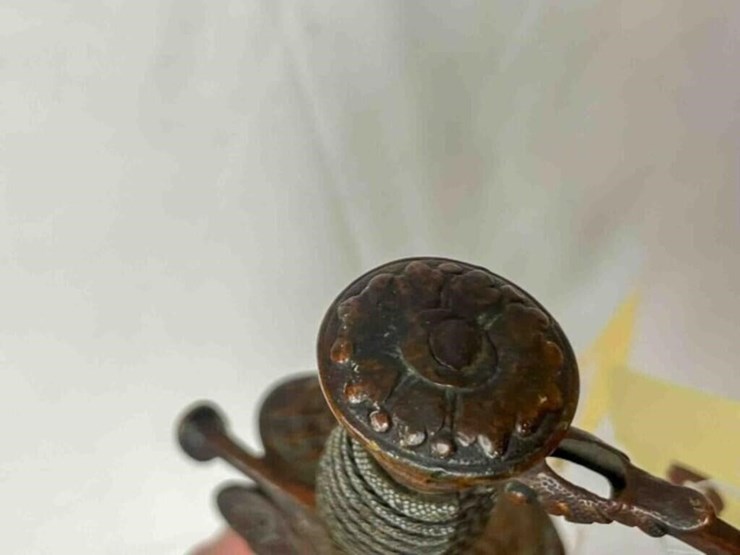 sword-with-sheath-image-26