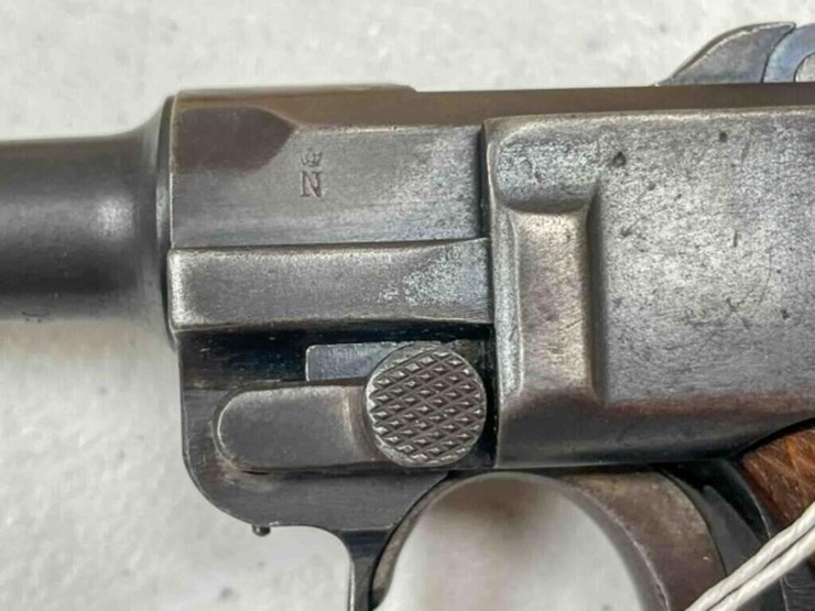 dwm-crown-luger-pistol-image-4