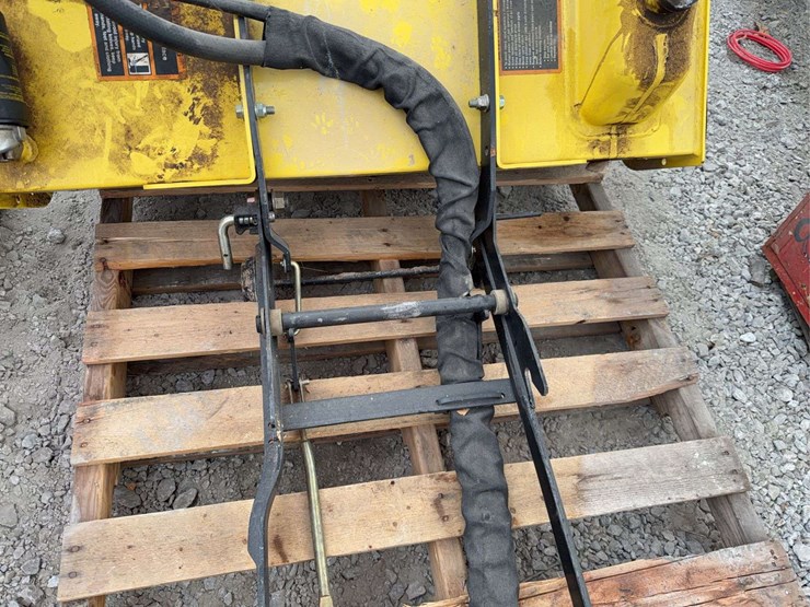 john-deere-42"-hydraulic-tiller-image-8