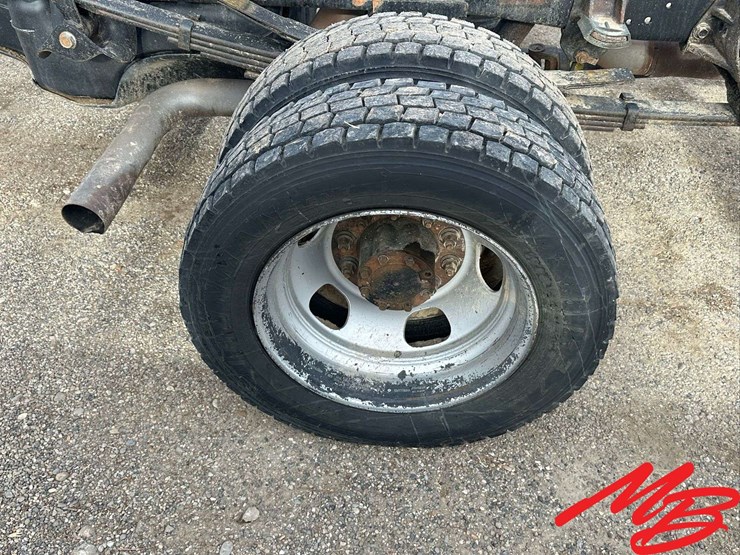 2010-dodge-ram-4500-image-13