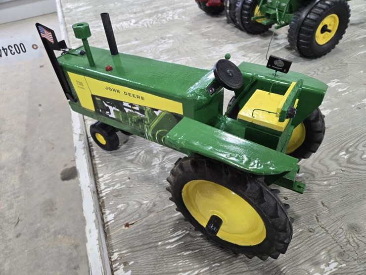 john-deere-730-image-4