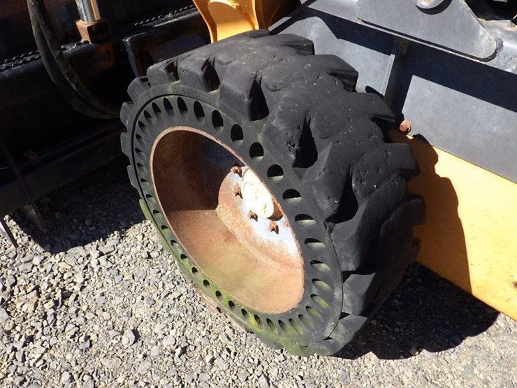 2013-case-sv300-image-16