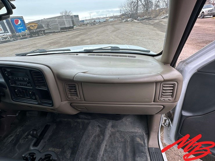 2007-gmc-3500-image-41