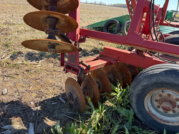 case-ih-3900dh-image-15