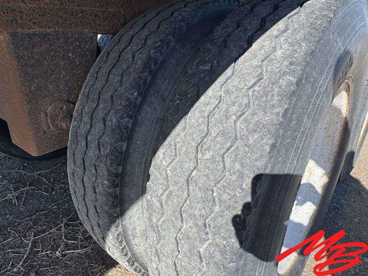 2001-wilson-grain-trailer-image-9