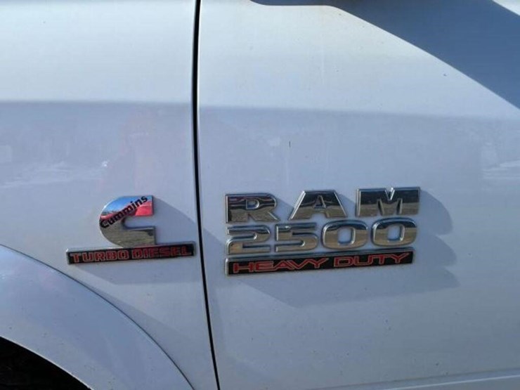 2018-ram-2500-hd-image-9