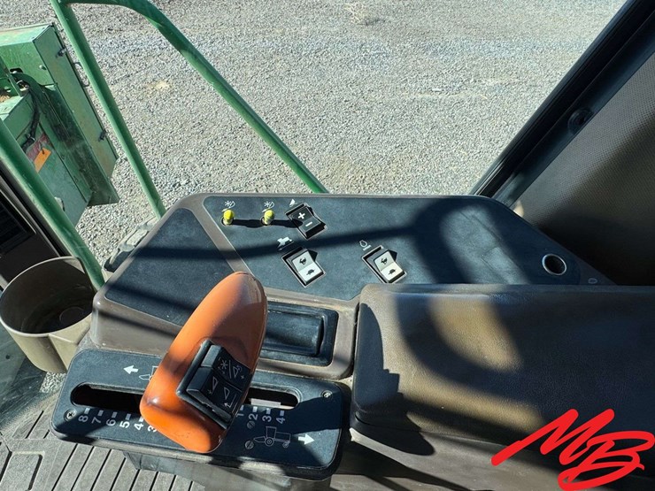 john-deere-4890-image-31