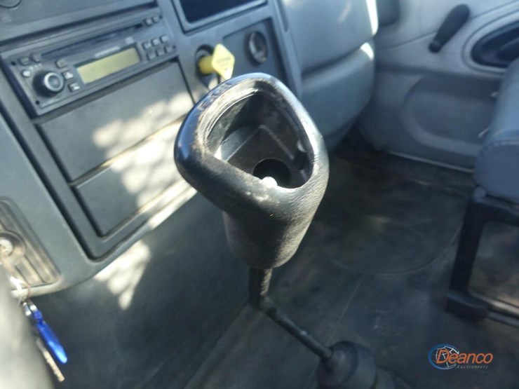 2007-international-durastar-4300-image-14