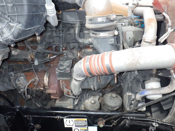 2022-kenworth-t680-image-22