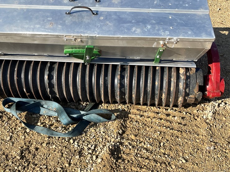 #1072-•-8'-brillion-cultipacker-image-22