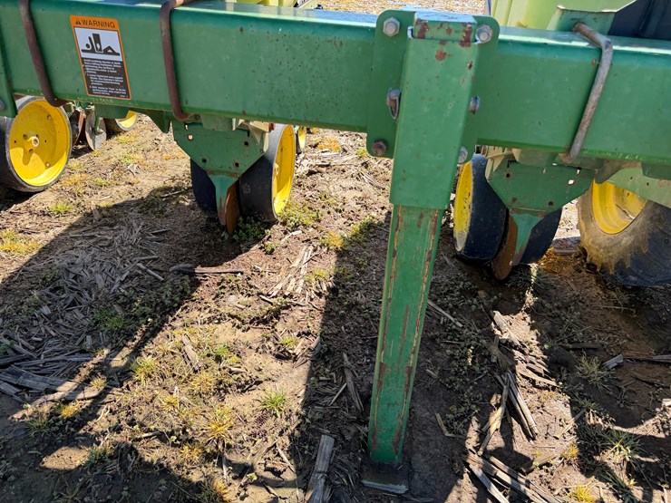 john-deere-1720-image-90