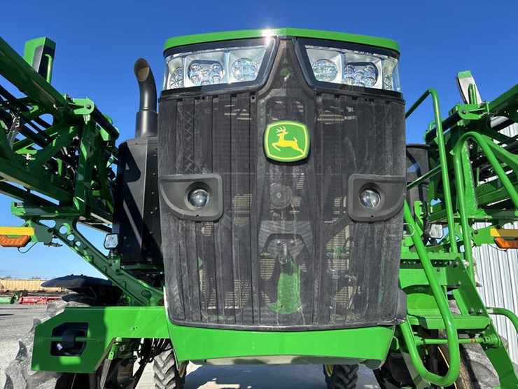 2022-john-deere-410r-image-13