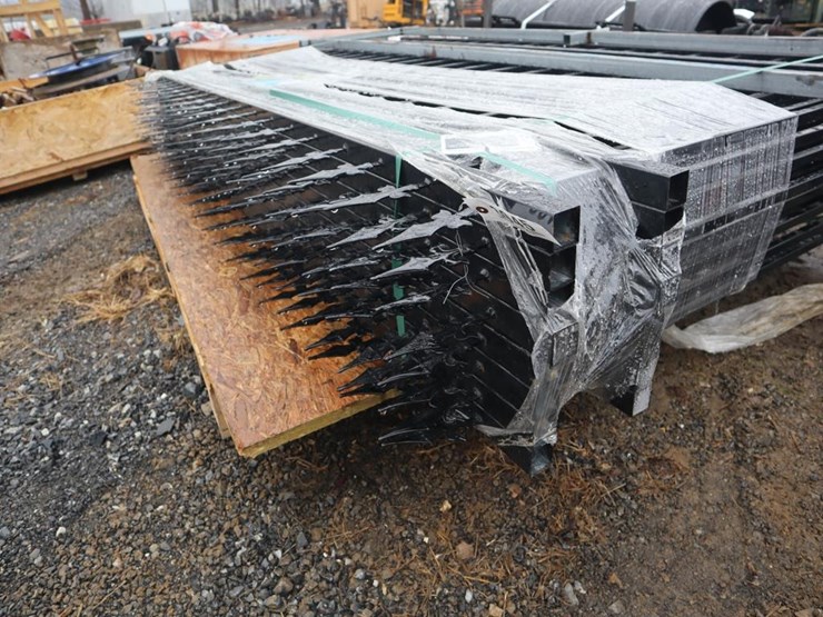 iron-fence-panels-image-3