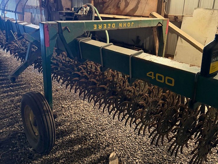 john-deere-400-image-4