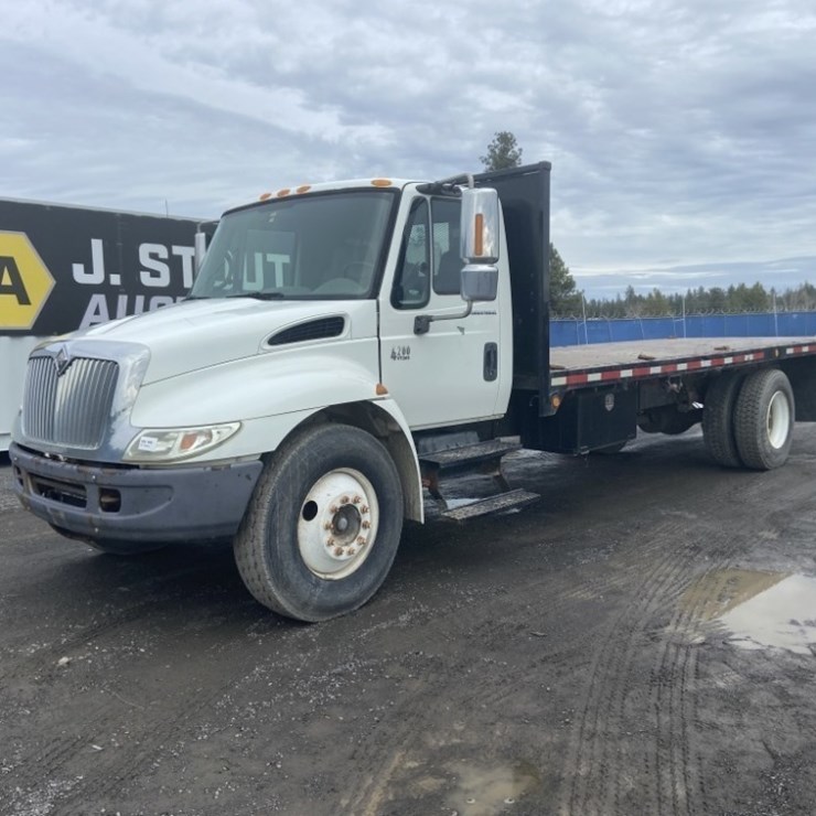 2005 INTERNATIONAL DURASTAR 4200