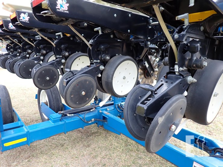 kinze-3500-image-6