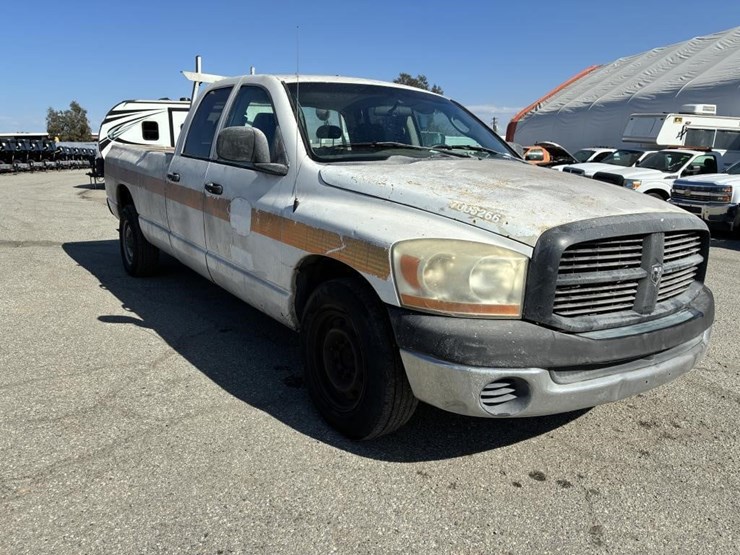 2006-ram-2500-hd-image-1