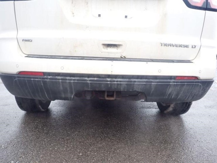 2015-chevrolet-traverse-image-82