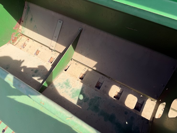 john-deere-1560-image-39