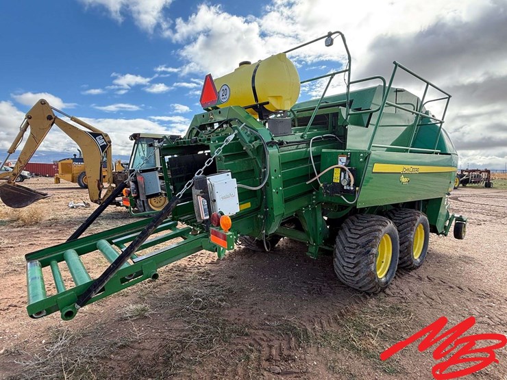 2022-john-deere-l341-image-7