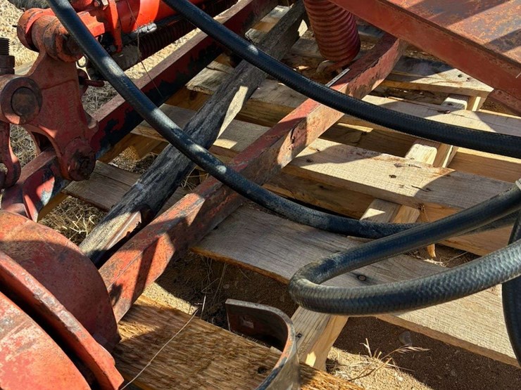 international-230-image-11