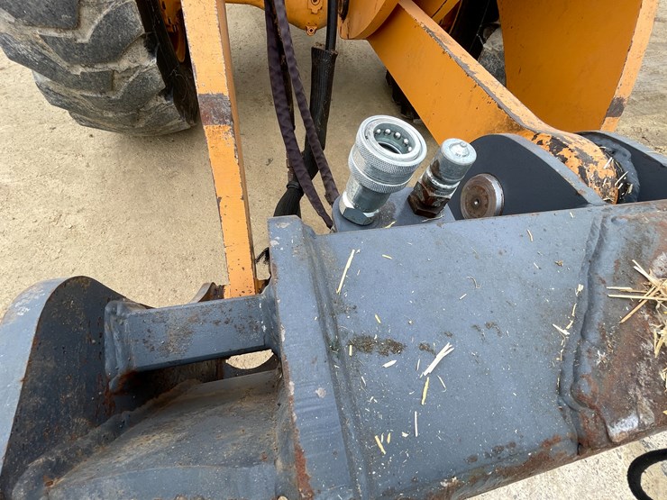 2008-case-621e-xr-image-56