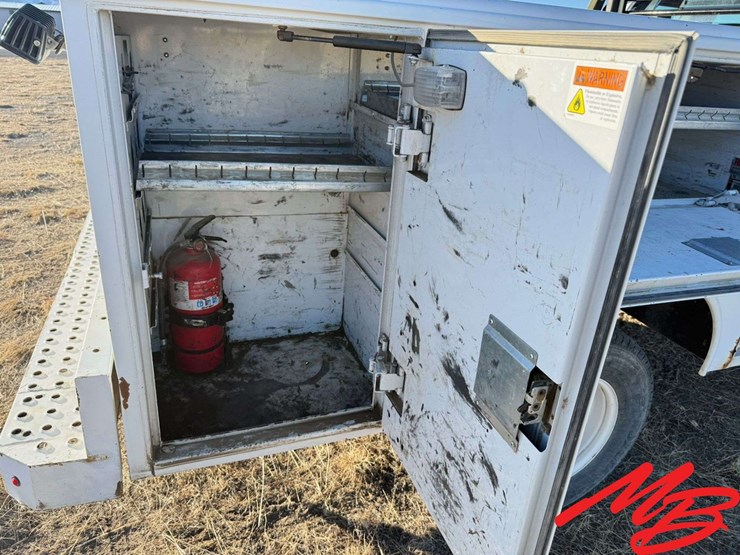 2012-ford-f350-image-28