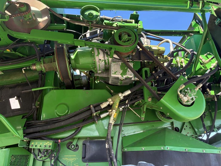 2005-john-deere-9660-sts-image-22