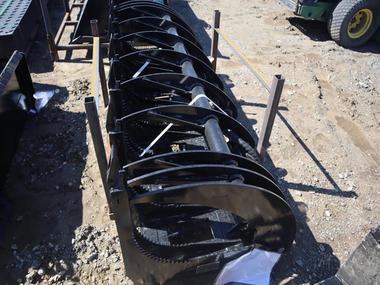 future-skid-steer-grapple-image-3