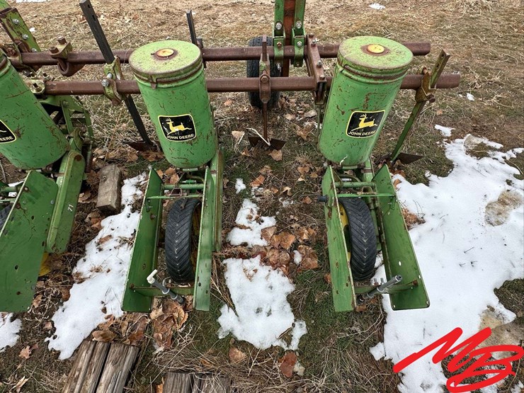 john-deere-71-image-7