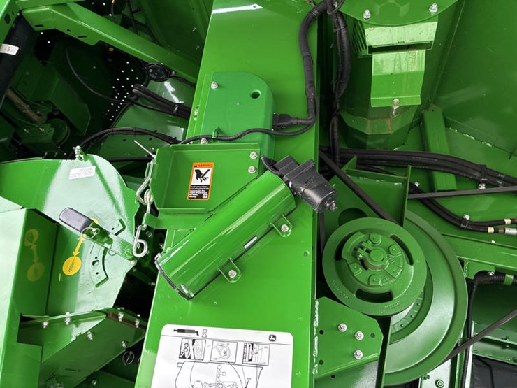 2023-john-deere-s780-image-75