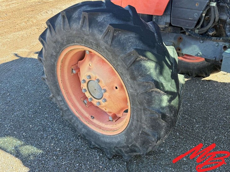 kubota-m9540-image-9