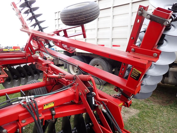 case-ih-3950-image-4