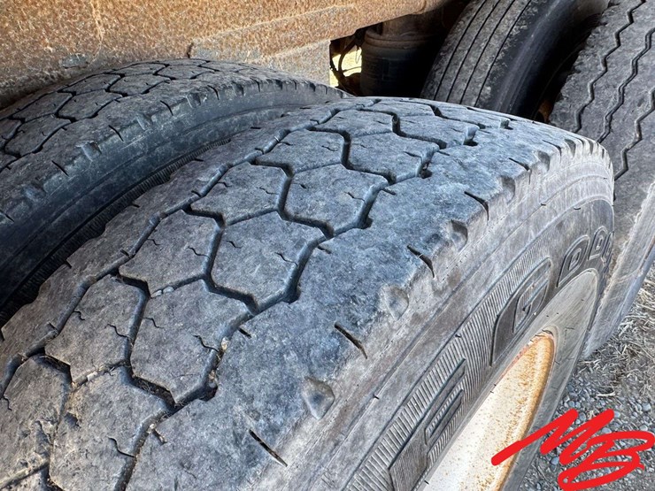 2001-wilson-grain-trailer-image-15