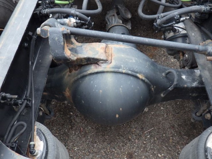 2016-international-8600-image-9