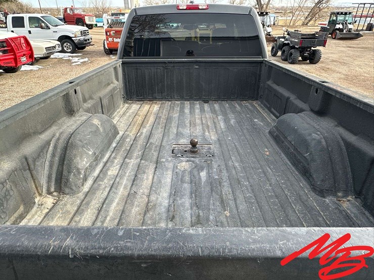 2002-gmc-2500-image-30