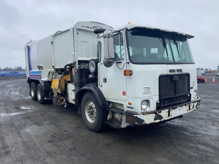 2010-autocar-xpeditor-image-7