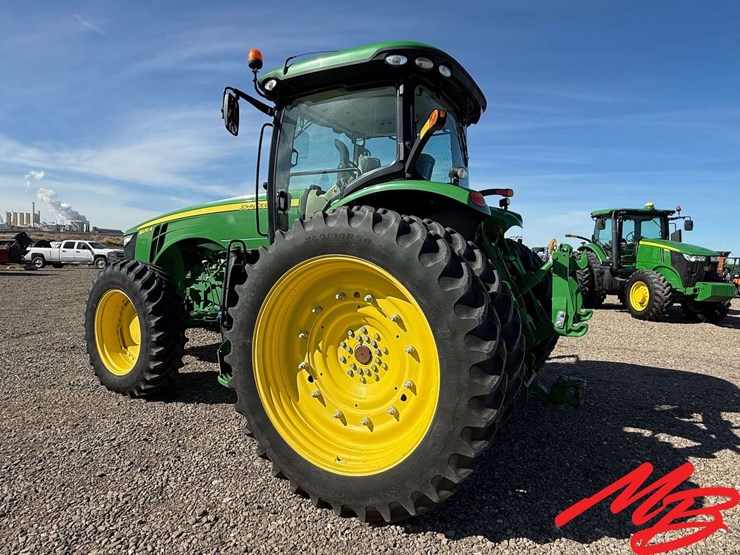2019-john-deere-8270r-image-6