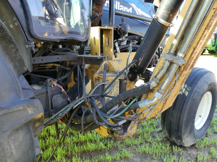 new-holland-ts115a-image-7