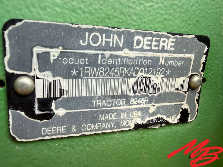 2010-john-deere-8245r-image-35