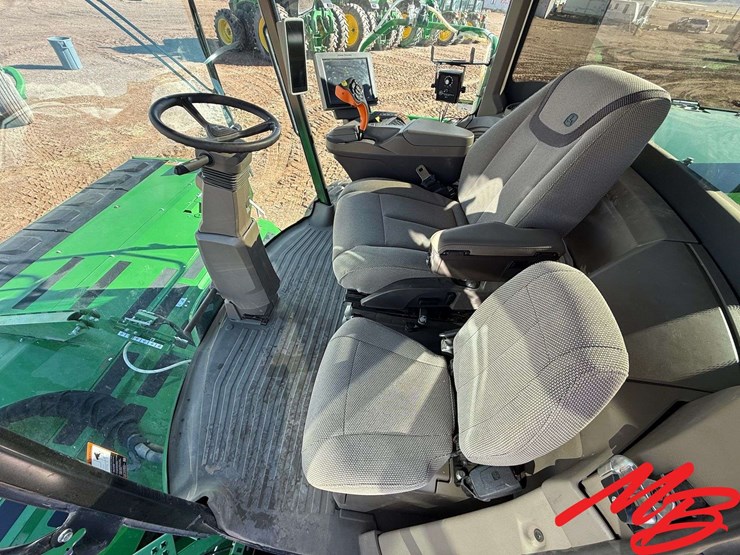 2024-john-deere-w260r-image-21