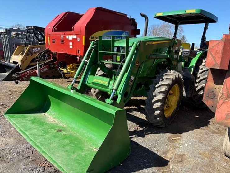 john-deere-5085e-image-2
