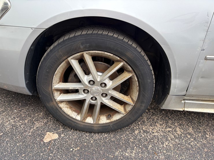 #1021-•-2014-chevy-impala-ltz-limited-(eau-claire,-wi)-(has-wi-title)-image-60