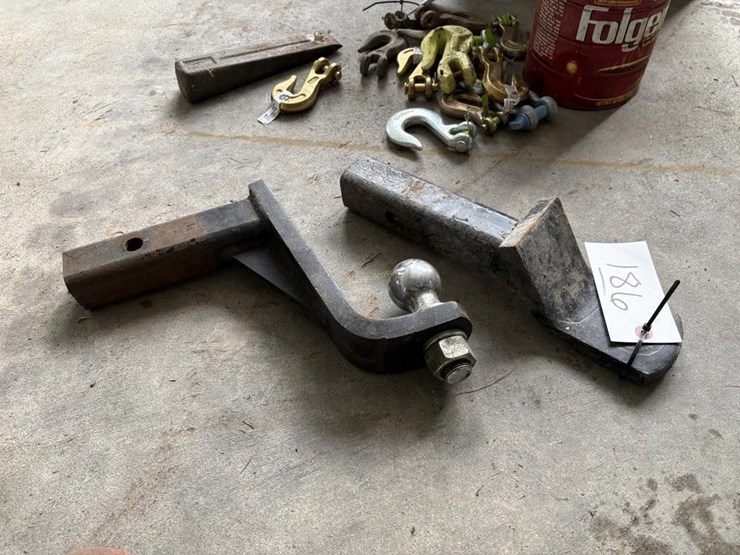 (2)-receiver-hitches-image-2