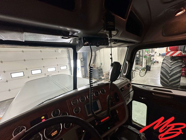 2007-peterbilt-379-image-81