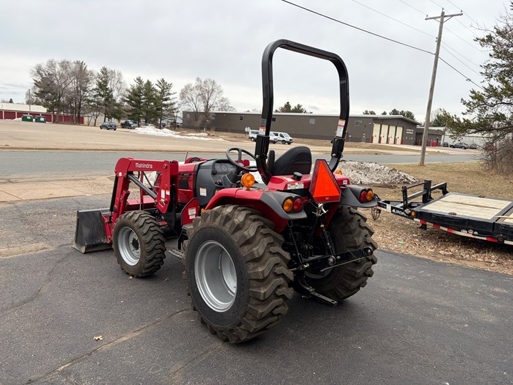 #1022-•-mahindra-2638-tractor-with-loader-(eau-claire,-wi)-image-6