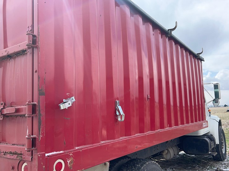 1999-international-4900-image-31