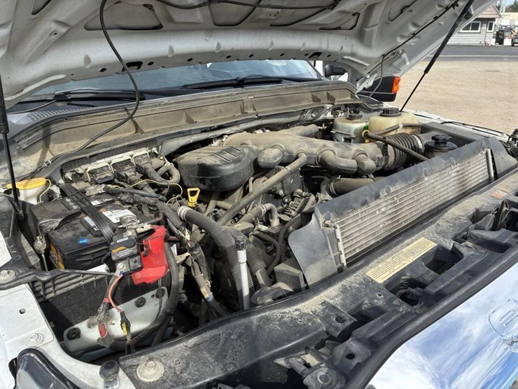 2016-ford-f550-xlt-image-10