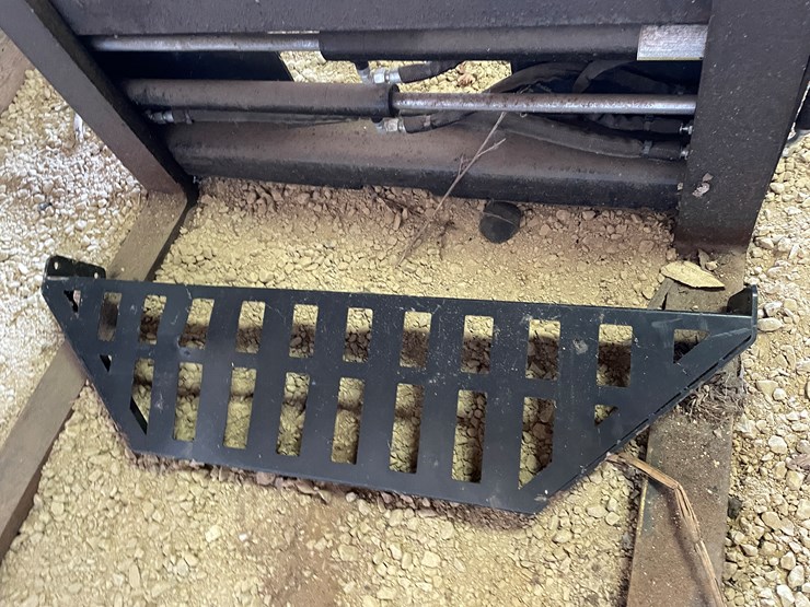 #2485-•-wolverine-hydraulic-skid-steer-pallet-forks-image-10