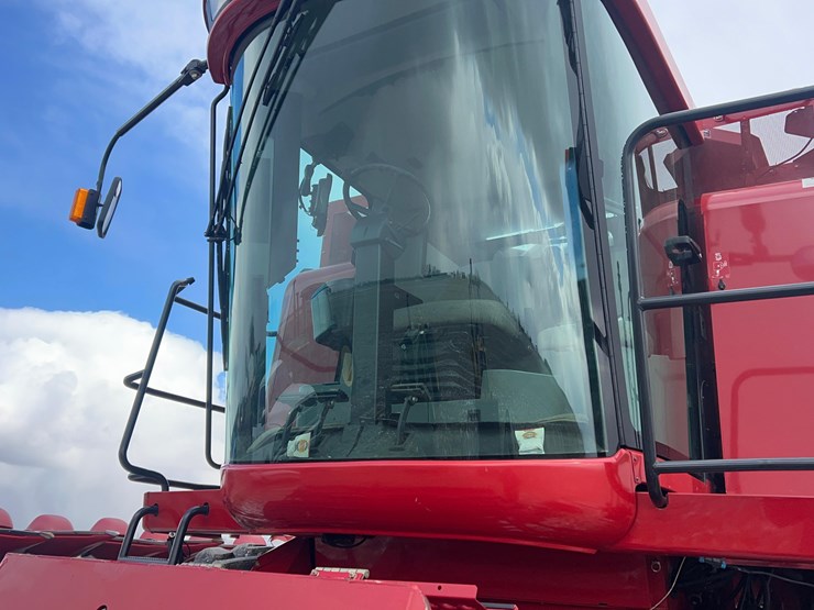 2008-case-ih-2577-image-5